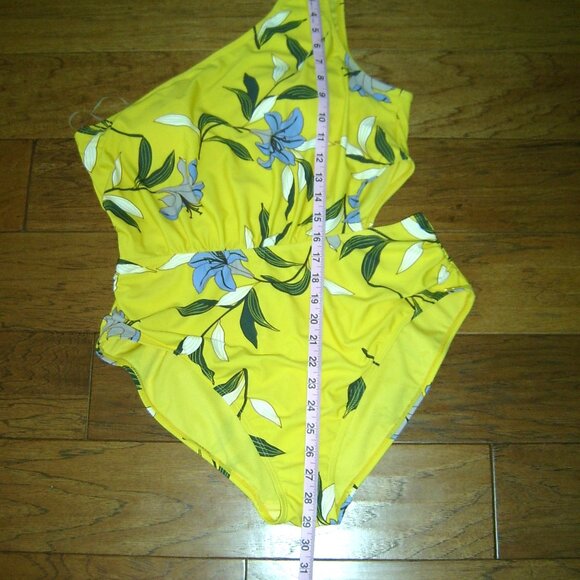 Jones New York Yellow Floral Print One Shoulder Cutout One Piece Swimsuit, XL - Picture 9 of 10
